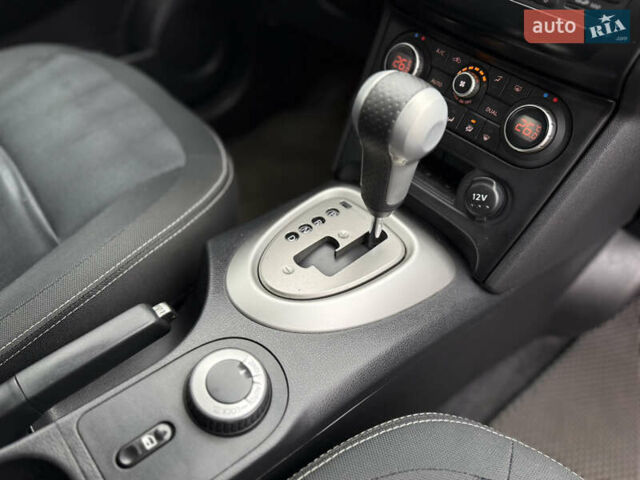 Чорний Ніссан Кашкай, об'ємом двигуна 2 л та пробігом 281 тис. км за 11499 $, фото 38 на Automoto.ua