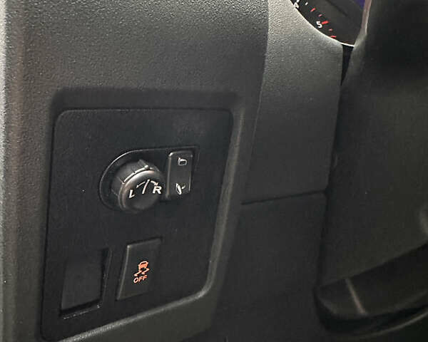 Черный Ниссан Кашкай, объемом двигателя 2 л и пробегом 225 тыс. км за 11350 $, фото 25 на Automoto.ua