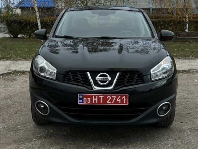 Черный Ниссан Кашкай, объемом двигателя 1.6 л и пробегом 170 тыс. км за 10999 $, фото 3 на Automoto.ua