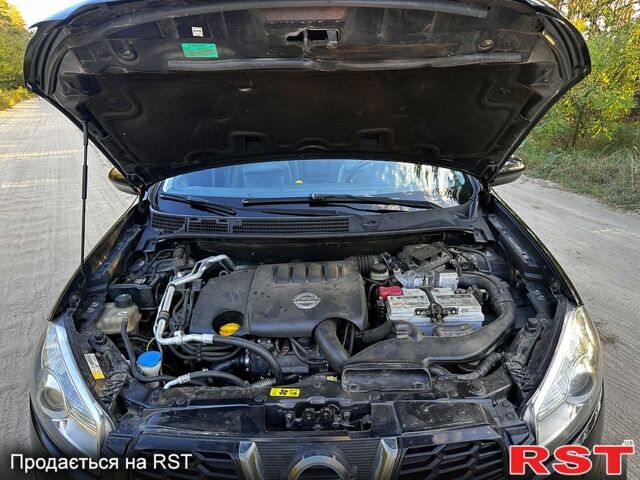 Черный Ниссан Кашкай, объемом двигателя 2 л и пробегом 235 тыс. км за 11500 $, фото 10 на Automoto.ua