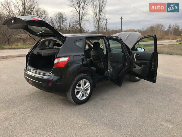 Черный Ниссан Кашкай, объемом двигателя 1.5 л и пробегом 192 тыс. км за 11500 $, фото 61 на Automoto.ua