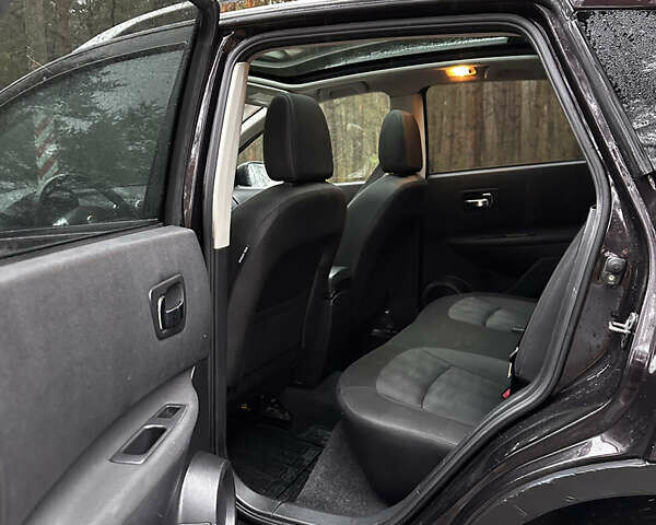 Черный Ниссан Кашкай, объемом двигателя 2 л и пробегом 225 тыс. км за 11350 $, фото 19 на Automoto.ua