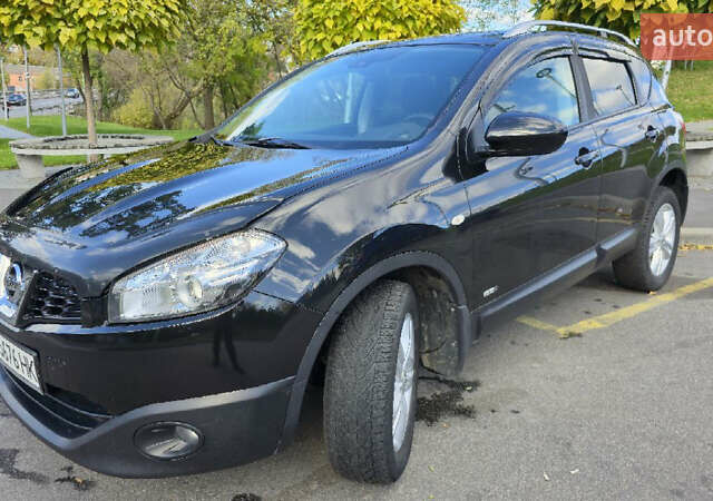 Черный Ниссан Кашкай, объемом двигателя 1.46 л и пробегом 215 тыс. км за 8799 $, фото 3 на Automoto.ua