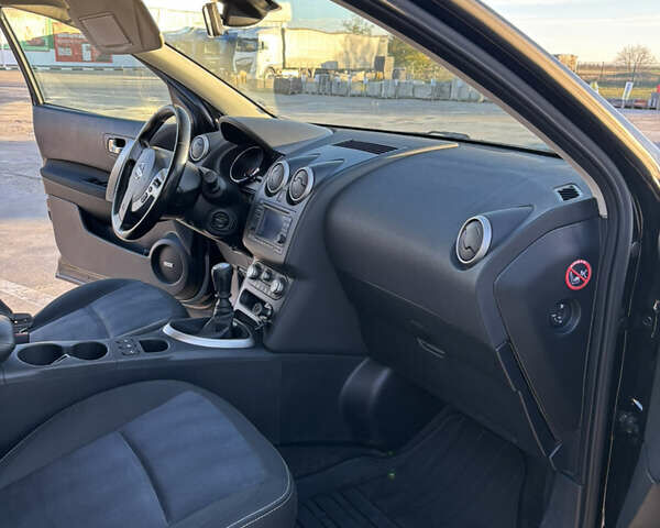 Черный Ниссан Кашкай, объемом двигателя 1.46 л и пробегом 261 тыс. км за 10700 $, фото 43 на Automoto.ua