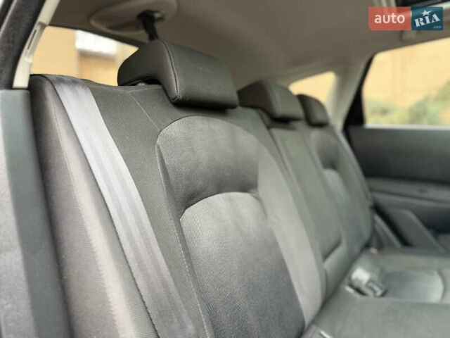 Черный Ниссан Кашкай, объемом двигателя 1.46 л и пробегом 280 тыс. км за 9400 $, фото 68 на Automoto.ua