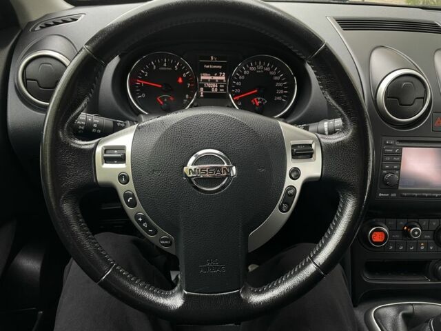 Ниссан Кашкай 2011 в Каменское - Днепродзержинск на Automoto.ua Черный Ниссан Кашкай, объемом двигателя 1.6 л и пробегом 170 тыс. км за 10750 $, фото 11 на Automoto.ua