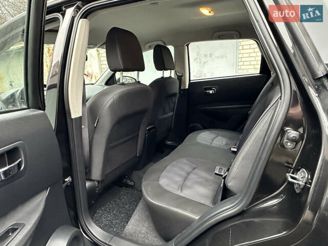 Черный Ниссан Кашкай, объемом двигателя 1.5 л и пробегом 220 тыс. км за 11499 $, фото 40 на Automoto.ua