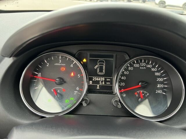 Чорний Ніссан Кашкай, об'ємом двигуна 1.5 л та пробігом 234 тис. км за 10555 $, фото 9 на Automoto.ua