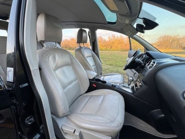 Черный Ниссан Кашкай, объемом двигателя 2 л и пробегом 124 тыс. км за 4000 $, фото 9 на Automoto.ua