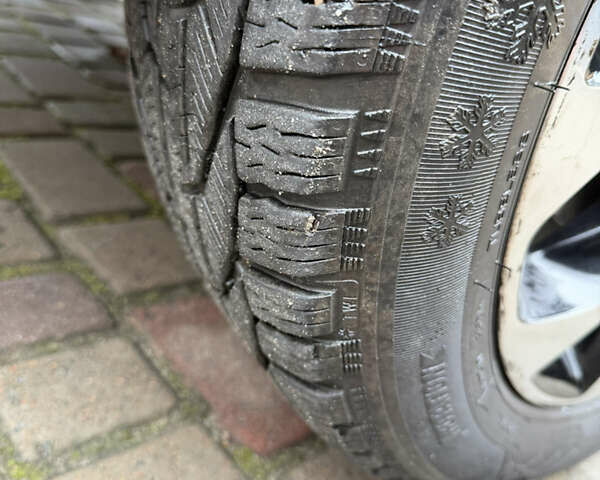 Черный Ниссан Кашкай, объемом двигателя 1.46 л и пробегом 280 тыс. км за 9400 $, фото 47 на Automoto.ua