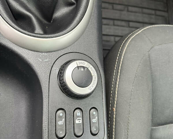 Чорний Ніссан Кашкай, об'ємом двигуна 0 л та пробігом 225 тис. км за 10800 $, фото 10 на Automoto.ua