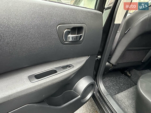 Черный Ниссан Кашкай, объемом двигателя 1.5 л и пробегом 220 тыс. км за 11499 $, фото 36 на Automoto.ua