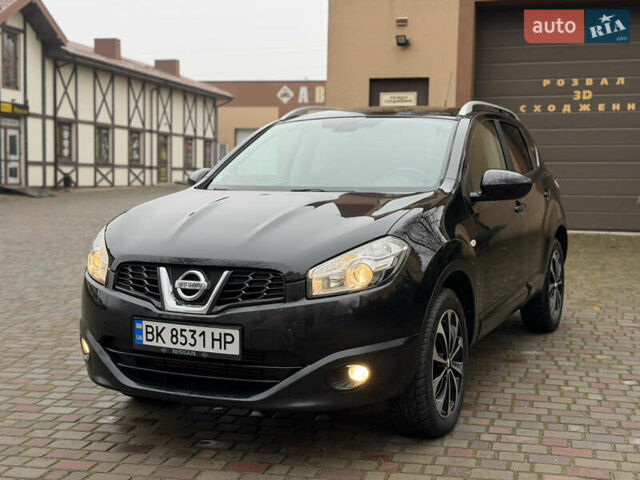 Черный Ниссан Кашкай, объемом двигателя 1.46 л и пробегом 280 тыс. км за 9400 $, фото 4 на Automoto.ua