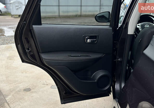 Черный Ниссан Кашкай, объемом двигателя 1.5 л и пробегом 196 тыс. км за 10800 $, фото 49 на Automoto.ua