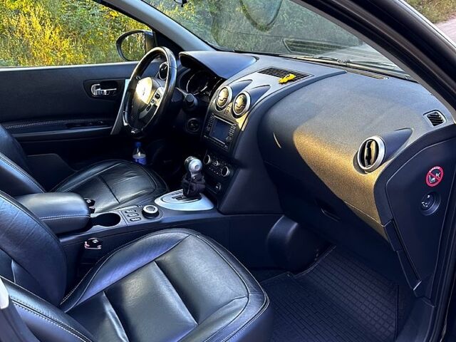 Черный Ниссан Кашкай, объемом двигателя 2 л и пробегом 235 тыс. км за 11500 $, фото 9 на Automoto.ua