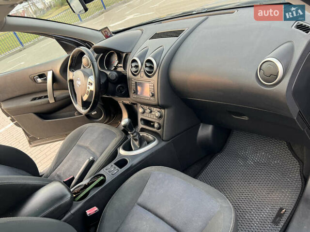 Черный Ниссан Кашкай, объемом двигателя 1.5 л и пробегом 227 тыс. км за 10200 $, фото 2 на Automoto.ua