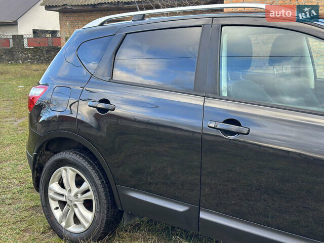 Черный Ниссан Кашкай, объемом двигателя 1.5 л и пробегом 241 тыс. км за 10600 $, фото 9 на Automoto.ua