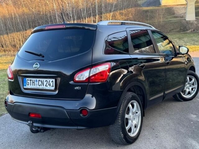 Черный Ниссан Кашкай, объемом двигателя 2 л и пробегом 124 тыс. км за 4000 $, фото 5 на Automoto.ua