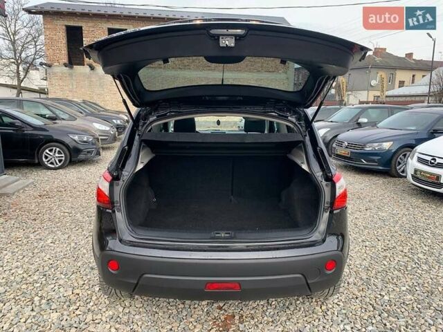 Черный Ниссан Кашкай, объемом двигателя 2 л и пробегом 186 тыс. км за 13399 $, фото 27 на Automoto.ua