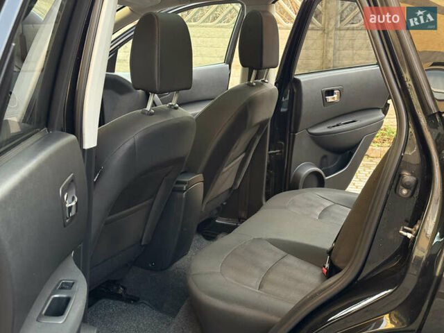 Черный Ниссан Кашкай, объемом двигателя 1.5 л и пробегом 239 тыс. км за 10100 $, фото 13 на Automoto.ua