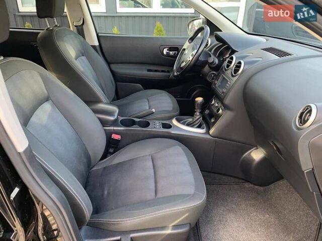 Черный Ниссан Кашкай, объемом двигателя 1.5 л и пробегом 233 тыс. км за 10699 $, фото 13 на Automoto.ua