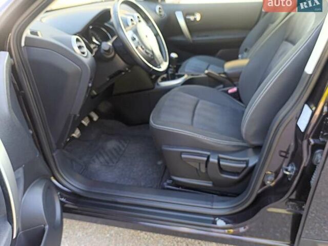 Чорний Ніссан Кашкай, об'ємом двигуна 1.6 л та пробігом 245 тис. км за 11200 $, фото 15 на Automoto.ua