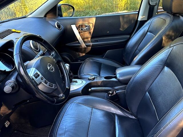 Черный Ниссан Кашкай, объемом двигателя 2 л и пробегом 235 тыс. км за 11500 $, фото 5 на Automoto.ua