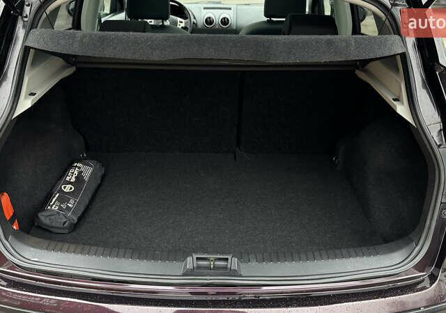 Черный Ниссан Кашкай, объемом двигателя 1.5 л и пробегом 196 тыс. км за 10800 $, фото 46 на Automoto.ua