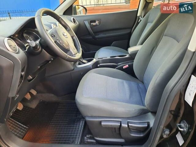 Черный Ниссан Кашкай, объемом двигателя 1.6 л и пробегом 211 тыс. км за 10800 $, фото 12 на Automoto.ua