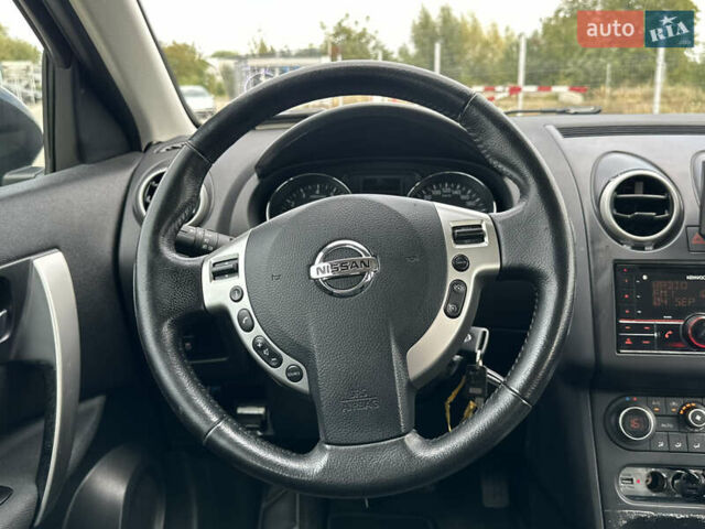 Чорний Ніссан Кашкай, об'ємом двигуна 2 л та пробігом 226 тис. км за 9999 $, фото 19 на Automoto.ua