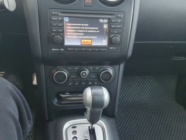 Чорний Ніссан Кашкай, об'ємом двигуна 2 л та пробігом 182 тис. км за 11000 $, фото 6 на Automoto.ua