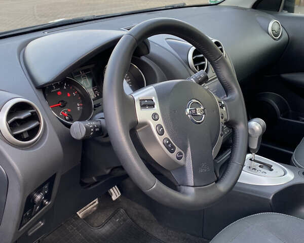 Черный Ниссан Кашкай, объемом двигателя 2 л и пробегом 244 тыс. км за 11900 $, фото 24 на Automoto.ua