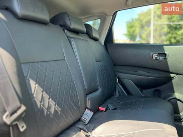 Черный Ниссан Кашкай, объемом двигателя 2 л и пробегом 236 тыс. км за 9600 $, фото 23 на Automoto.ua