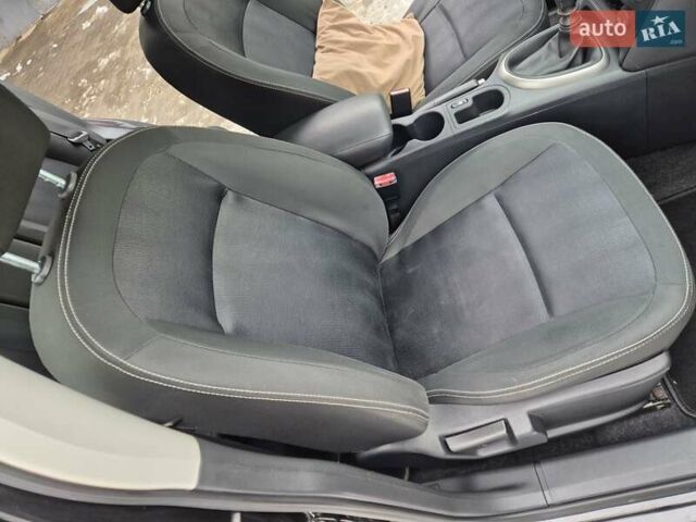 Черный Ниссан Кашкай, объемом двигателя 1.5 л и пробегом 201 тыс. км за 9950 $, фото 1 на Automoto.ua