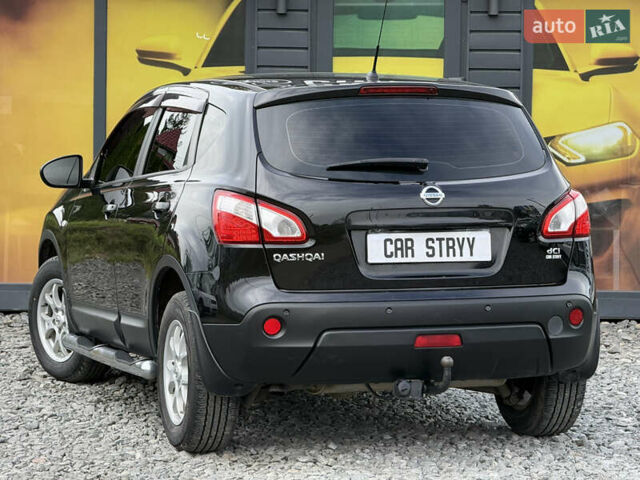 Черный Ниссан Кашкай, объемом двигателя 2 л и пробегом 174 тыс. км за 10999 $, фото 18 на Automoto.ua