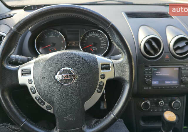 Черный Ниссан Кашкай, объемом двигателя 1.46 л и пробегом 215 тыс. км за 8799 $, фото 16 на Automoto.ua