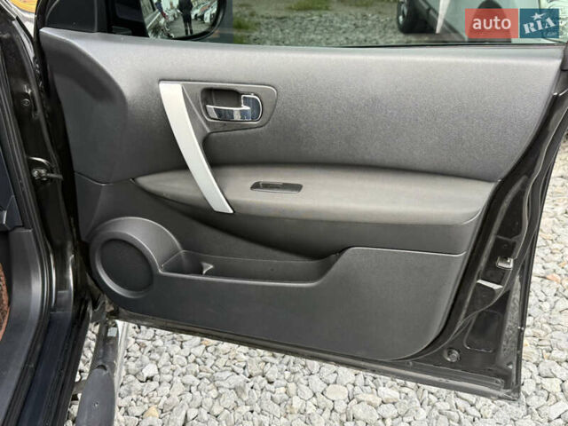 Черный Ниссан Кашкай, объемом двигателя 2 л и пробегом 174 тыс. км за 10999 $, фото 33 на Automoto.ua