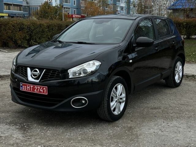 Черный Ниссан Кашкай, объемом двигателя 1.6 л и пробегом 170 тыс. км за 10999 $, фото 2 на Automoto.ua