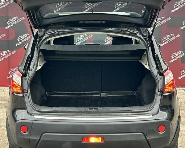 Черный Ниссан Кашкай, объемом двигателя 1.5 л и пробегом 151 тыс. км за 11900 $, фото 10 на Automoto.ua