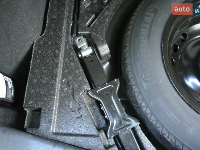 Черный Ниссан Кашкай, объемом двигателя 2 л и пробегом 220 тыс. км за 13500 $, фото 28 на Automoto.ua