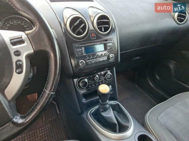 Черный Ниссан Кашкай, объемом двигателя 1.46 л и пробегом 139 тыс. км за 9899 $, фото 21 на Automoto.ua