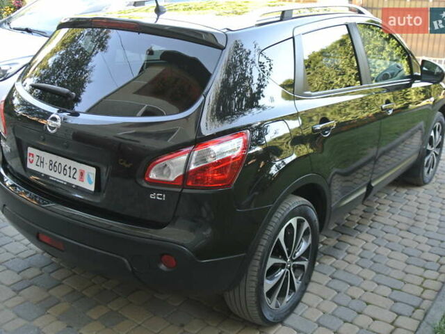 Черный Ниссан Кашкай, объемом двигателя 2 л и пробегом 220 тыс. км за 13500 $, фото 5 на Automoto.ua