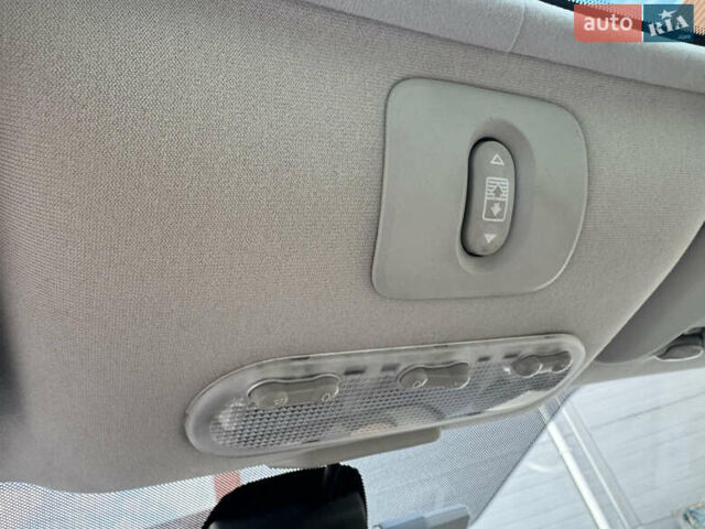 Черный Ниссан Кашкай, объемом двигателя 1.6 л и пробегом 216 тыс. км за 10999 $, фото 40 на Automoto.ua