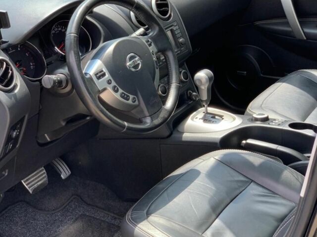 Черный Ниссан Кашкай, объемом двигателя 2 л и пробегом 265 тыс. км за 12500 $, фото 8 на Automoto.ua