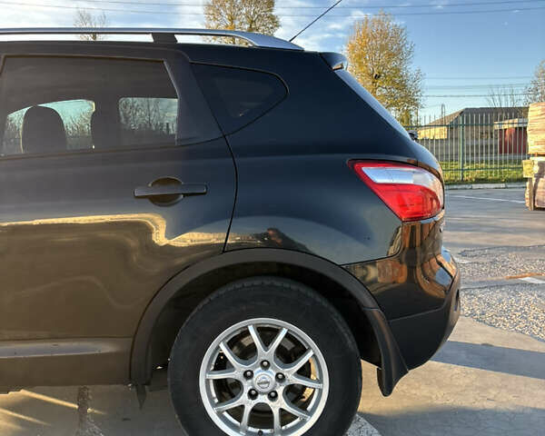 Черный Ниссан Кашкай, объемом двигателя 1.46 л и пробегом 261 тыс. км за 10700 $, фото 25 на Automoto.ua