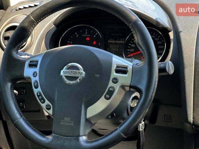 Черный Ниссан Кашкай, объемом двигателя 2 л и пробегом 236 тыс. км за 9600 $, фото 14 на Automoto.ua