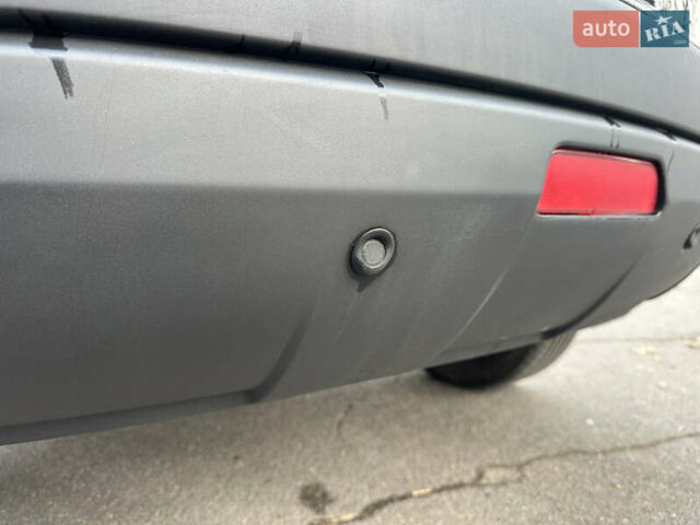 Чорний Ніссан Кашкай, об'ємом двигуна 1.6 л та пробігом 211 тис. км за 10300 $, фото 14 на Automoto.ua