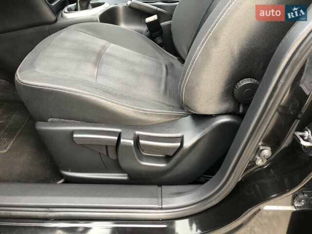 Черный Ниссан Кашкай, объемом двигателя 1.5 л и пробегом 192 тыс. км за 11500 $, фото 32 на Automoto.ua