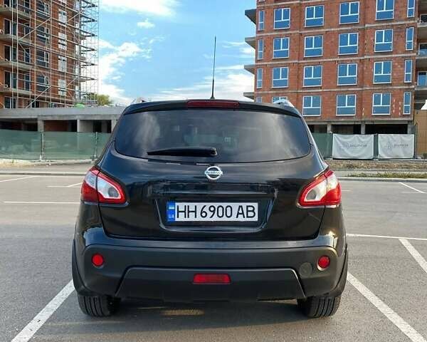 Черный Ниссан Кашкай, объемом двигателя 1.5 л и пробегом 192 тыс. км за 10999 $, фото 7 на Automoto.ua