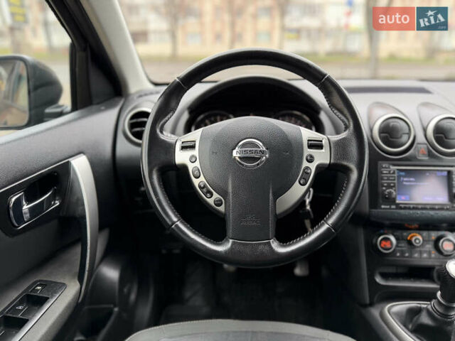 Черный Ниссан Кашкай, объемом двигателя 1.46 л и пробегом 280 тыс. км за 9400 $, фото 53 на Automoto.ua